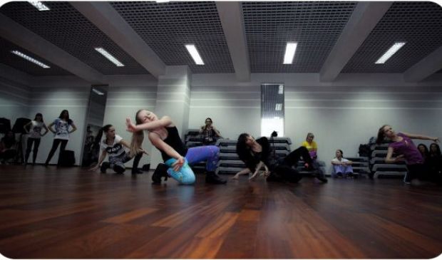 Фотография Fraules Dance Centre, танцевальная студия