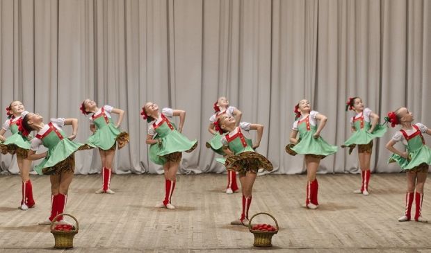 Фотография Азбука танца для малышей, танцевальная студия (Блюхера)